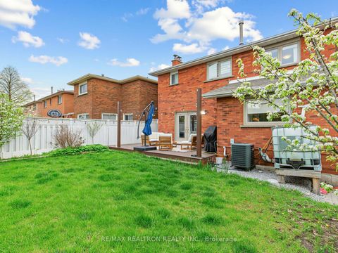 Photo 36 at 128 Embassy Drive, East Woodbridge, Vaughan