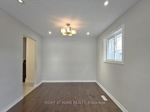 Photo 9 at 182 McNicoll Avenue, Hillcrest Village, Toronto