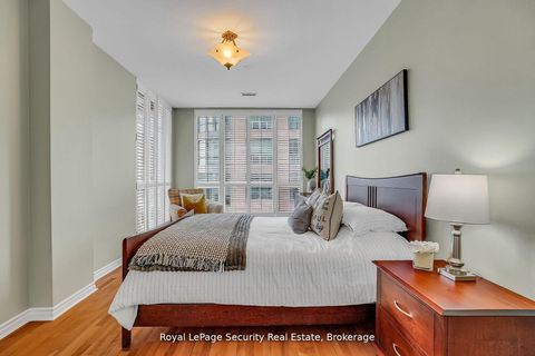 Photo 24 at 403 - 980 Yonge Street, Annex, Toronto