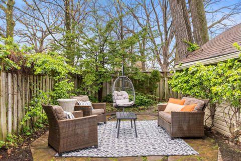 Photo 39 at 304 Heath Street E, Moore Park, Toronto