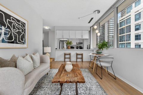 Photo 3 at 707 - 555 Yonge Street, Yonge Corridor, Toronto