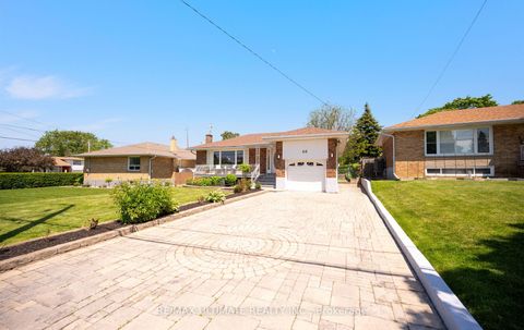 Photo 4 at 60 Elvaston Drive, Victoria Village, Toronto