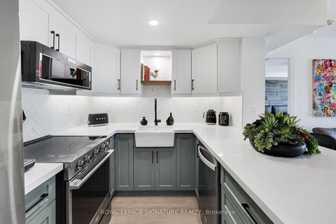 Photo 1 at 727 - 85 East Liberty Street, Niagara, Toronto