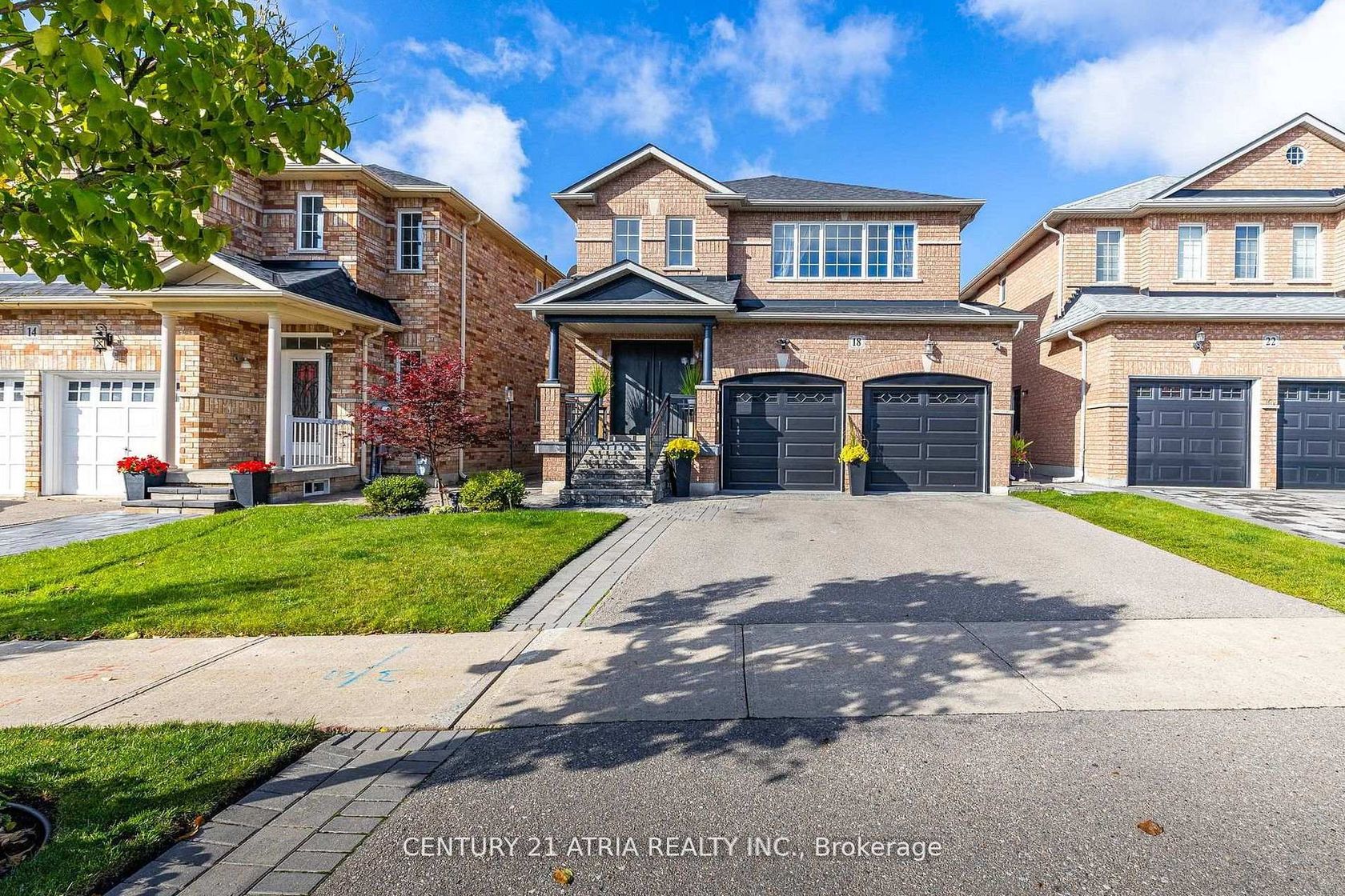 18 Abbott Avenue, Bayview Northeast, Aurora photo 2