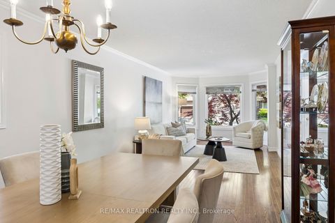 Photo 15 at 37 Dundurn Crescent, Uplands, Vaughan