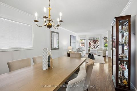Photo 16 at 37 Dundurn Crescent, Uplands, Vaughan