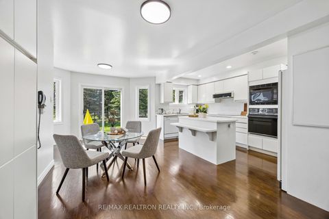 Photo 21 at 37 Dundurn Crescent, Uplands, Vaughan