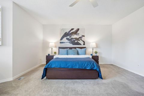 Photo 28 at 37 Dundurn Crescent, Uplands, Vaughan
