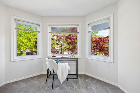 Photo 36 at 37 Dundurn Crescent, Uplands, Vaughan