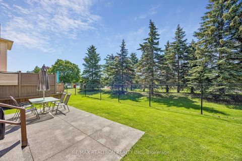 Photo 43 at 37 Dundurn Crescent, Uplands, Vaughan