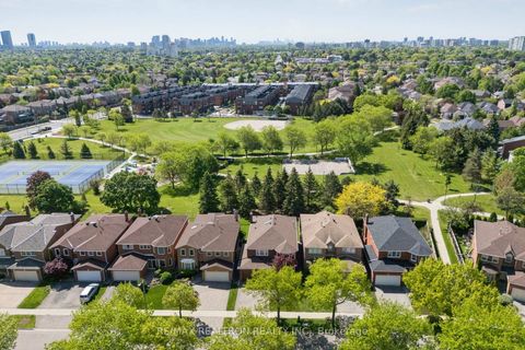 Photo 48 at 37 Dundurn Crescent, Uplands, Vaughan