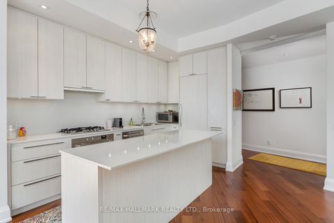 Photo 13 at 308 - 88 Davenport Road, Annex, Toronto