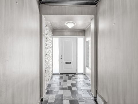 Photo 2 at 7 Harlock Boulevard, Clanton Park, Toronto