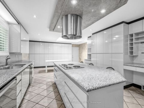 Photo 11 at 7 Harlock Boulevard, Clanton Park, Toronto