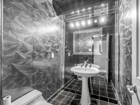 Photo 17 at 7 Harlock Boulevard, Clanton Park, Toronto