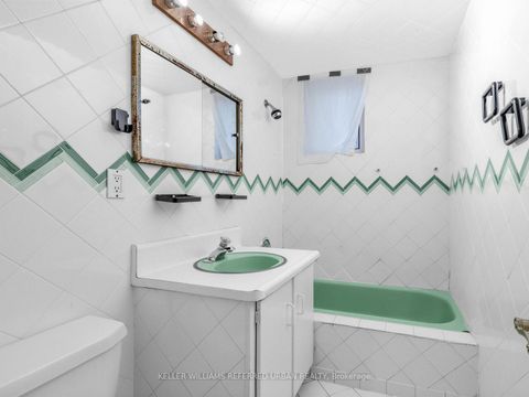 Photo 25 at 7 Harlock Boulevard, Clanton Park, Toronto