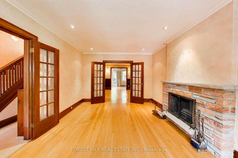 Photo 2 at 164 Deloraine Avenue, Lawrence Park North, Toronto