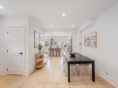 Photo 7 at 578 Northcliffe Boulevard, Oakwood Village, Toronto