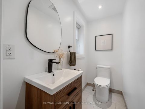 Photo 12 at 578 Northcliffe Boulevard, Oakwood Village, Toronto