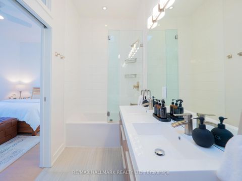 Photo 23 at 199 Boulton Avenue, South Riverdale, Toronto