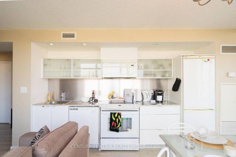 Photo 3 at 302 - 4K Spadina Avenue, Waterfront Communities C1, Toronto