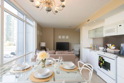 Photo 4 at 302 - 4K Spadina Avenue, Waterfront Communities C1, Toronto