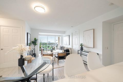 Photo 13 at 1422 - 18 Mondeo Drive, Dorset Park, Toronto