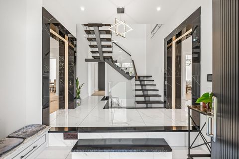 Photo 1 at 2 Hemford Crescent, Don Mills, Toronto