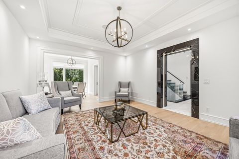 Photo 7 at 2 Hemford Crescent, Don Mills, Toronto