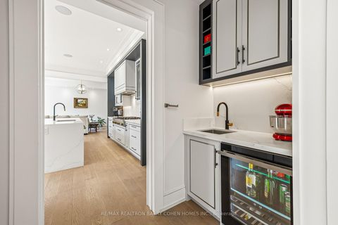 Photo 16 at 2 Hemford Crescent, Don Mills, Toronto