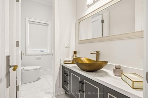 Photo 21 at 2 Hemford Crescent, Don Mills, Toronto