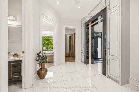 Photo 22 at 2 Hemford Crescent, Don Mills, Toronto