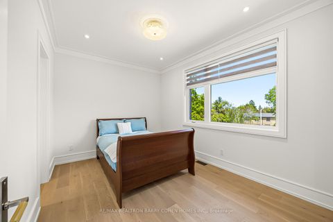 Photo 31 at 2 Hemford Crescent, Don Mills, Toronto