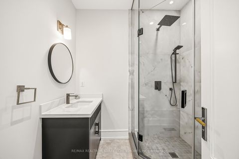Photo 32 at 2 Hemford Crescent, Don Mills, Toronto