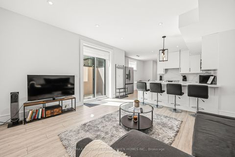 Photo 38 at 2 Hemford Crescent, Don Mills, Toronto
