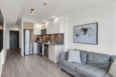 Photo 8 at 517W - 3 Rosewater Street, South Richvale, Richmond Hill