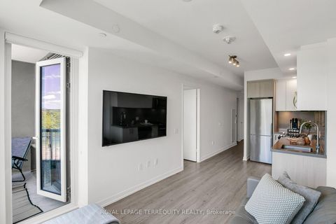 Photo 9 at 517W - 3 Rosewater Street, South Richvale, Richmond Hill