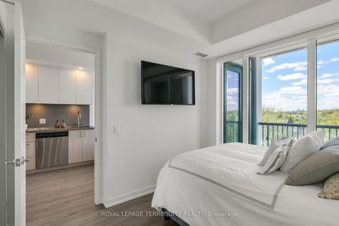 Photo 18 at 517W - 3 Rosewater Street, South Richvale, Richmond Hill