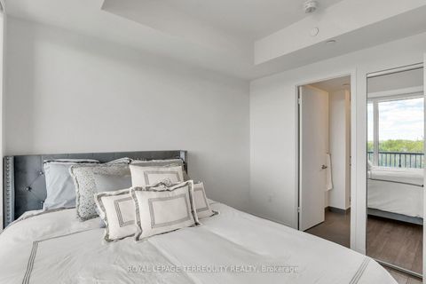 Photo 19 at 517W - 3 Rosewater Street, South Richvale, Richmond Hill