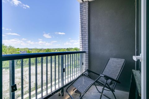 Photo 25 at 517W - 3 Rosewater Street, South Richvale, Richmond Hill