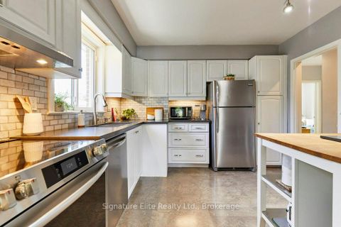 Photo 10 at 278 Chine Drive, Cliffcrest, Toronto