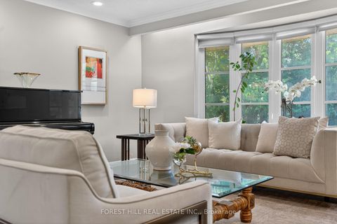 Photo 3 at 91 Montressor Drive, Windfields, Toronto