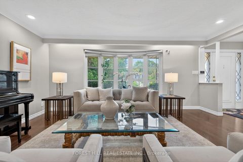 Photo 4 at 91 Montressor Drive, Windfields, Toronto