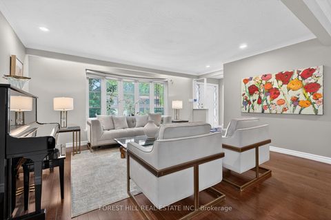 Photo 5 at 91 Montressor Drive, Windfields, Toronto