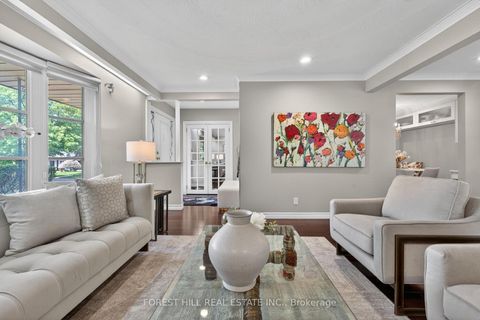 Photo 6 at 91 Montressor Drive, Windfields, Toronto