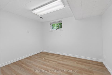 Photo 28 at 91 Montressor Drive, Windfields, Toronto