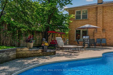 Photo 33 at 91 Montressor Drive, Windfields, Toronto