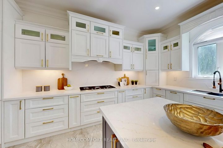 Photo 14 at 11 Abercorn Road, Bullock, Markham