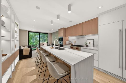 Photo 5 at 110 Banff Road, Mount Pleasant East, Toronto