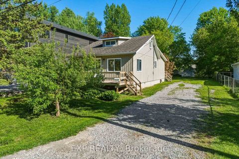 Photo 2 at 217 Bayview Avenue, Keswick South, Georgina